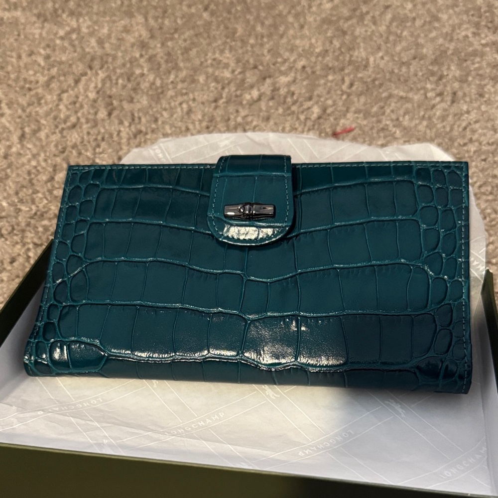 Longchamp Teal Crocodile-Patterned Clutch wallet